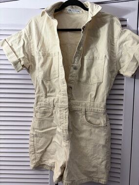 Zara Cream Short-Sleeve Denim Romper Overalls